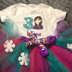 Buyer photo rebecca salinas, who reviewed this item with the Etsy app for iPhone.