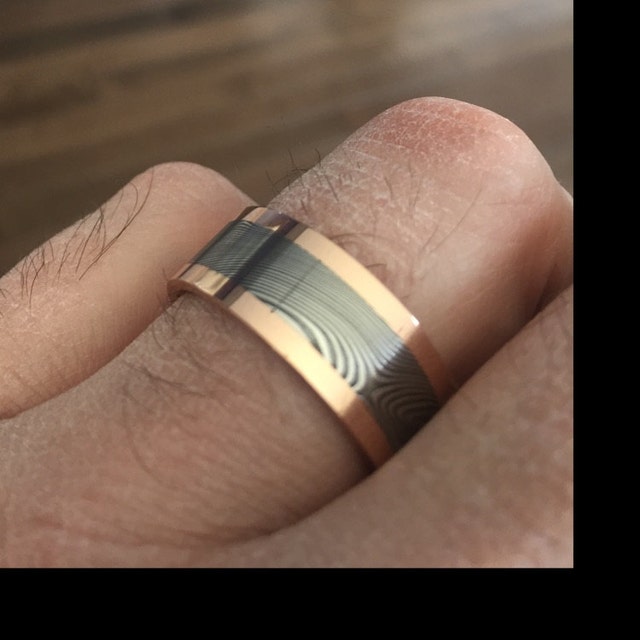 Genuine Stainless Damascus Steel with 18K Yellow Gold and