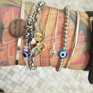 Buyer photo J E, who reviewed this item with the Etsy app for Android.