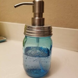 Buyer photo Lisa Cushing, who reviewed this item with the Etsy app for Android.
