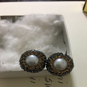 Buyer photo ysimisouto, who reviewed this item with the Etsy app for iPhone.