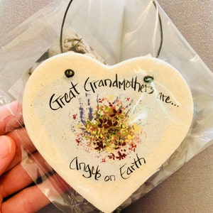 Buyer photo quinnkg143, who reviewed this item with the Etsy app for iPhone.