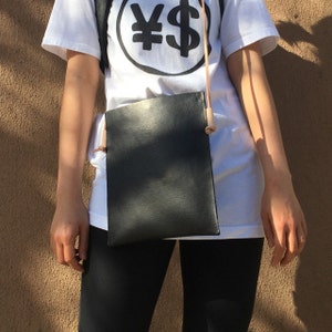 Buyer photo Yoko Ohama, who reviewed this item with the Etsy app for iPhone.