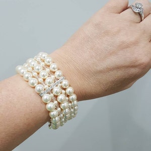 Buyer photo Sharon Wallington, who reviewed this item with the Etsy app for Android.