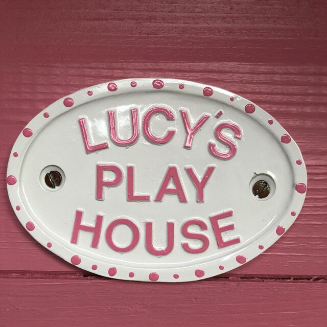 Personalised Dog house name any name kennel plaque