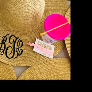 Buyer photo Gracie Ortiz, who reviewed this item with the Etsy app for iPhone.