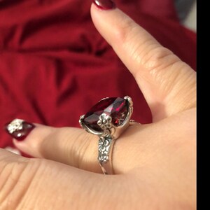 Buyer photo Faye Fernandez, who reviewed this item with the Etsy app for iPhone.