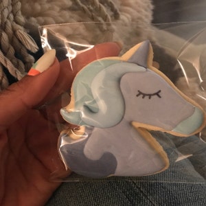 Buyer photo jazmynsimon, who reviewed this item with the Etsy app for iPhone.