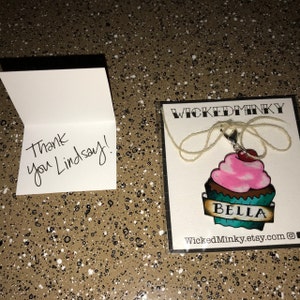 Buyer photo Lindsay Yzquierdo, who reviewed this item with the Etsy app for iPhone.