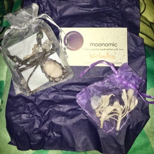 Buyer photo Lorena Castaneda, who reviewed this item with the Etsy app for iPhone.