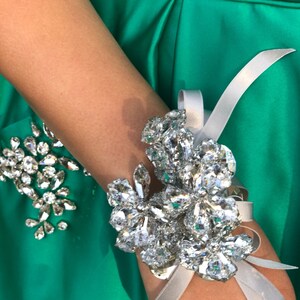 Buyer photo Jocelyn Melendez, who reviewed this item with the Etsy app for iPhone.