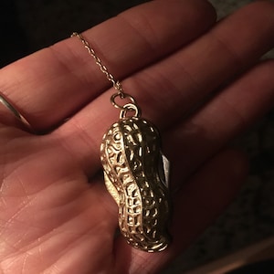 Buyer photo Celeste Kininmonth, who reviewed this item with the Etsy app for iPhone.