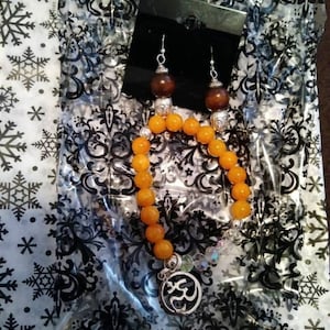 Buyer photo Andrea J. Oldham, who reviewed this item with the Etsy app for Android.