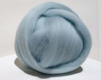 Ice Blue Merino wool roving, Needle Felting Spinning Fiber, 1oz, Light Blue, Baby Blue, crystal blue roving