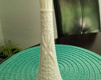 Vintage Milk glass vase