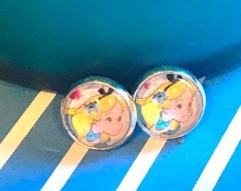 Alice in Wonderland glass cabochon earrings - 16mm