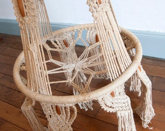 Macrame plant hanger - Macrame plant holder - Hanging planter - Hanging basket - Indoor plant hanger - Macrame planter - Macrame hanger