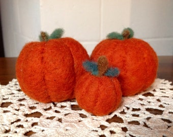 Needle Felted Pumpkins