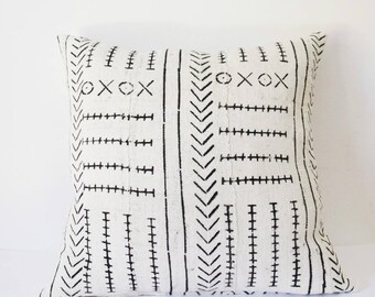Mudcloth Pillow Cushion Cover White and Black African Mali Mud Cloth Bogolan