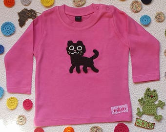 Baby tee-shirt personalised with embroidered cat in pink cotton - long sleeves - sizes 6 months, 12 months, 18 months