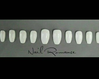 White Short Coffin Nails / Short Nails / Fake Nails / Press On Nails / Glue On Nails