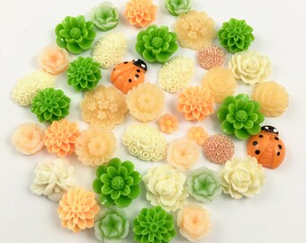 40 pcs resin cabochon flowers mix ,assorted sizes,#FL0 15
