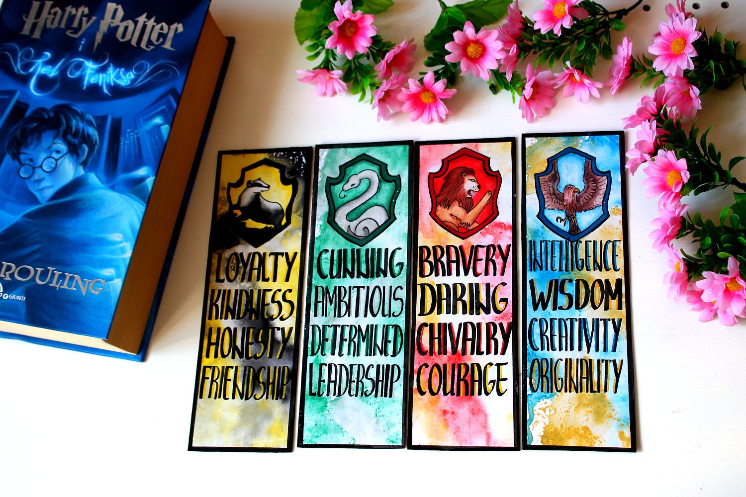 Marque Page Harry Potter Dessin Ensemble de 4 marque-pages Harry Potter Poudlard signets