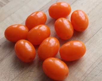 vintage orange resin beads,vintage orange beads,orange beads,orange resin beads,orange,vintage resin beads,orange beads,