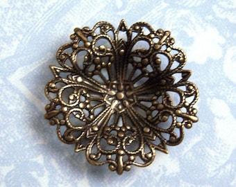 Antiqued brass filigree button setting, brass stamping (1) - AL183
