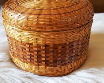 Round Wicker Basket with Lid, Storage Basket