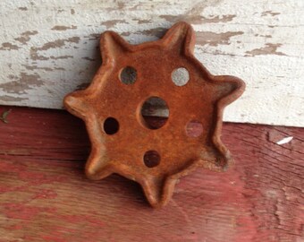 Free Shipping - 4.5" Diameter Metal Gear - Vintage Rusty Red Industrial Steampunk Decor Supplies