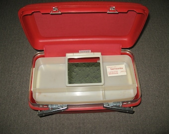 Vintage Red Samsonite make Up carrying Case With Tray Mirror And Key