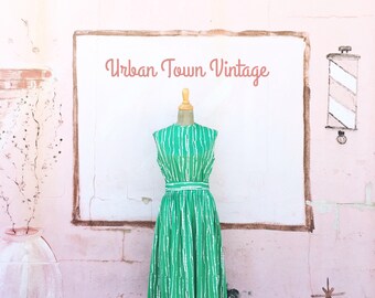 Vintage Kelly Green Bamboo Print Obi Belted Dress/Jacket (Size Medium)
