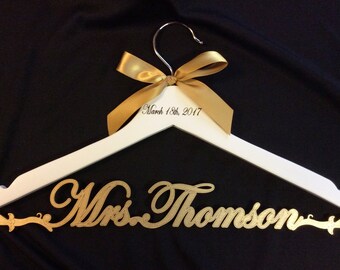 Wedding hanger,bride hanger,laser cut hanger,Mrs hanger,Personalized Hanger,Custom hanger,bridal gift hanger, Wedding gift hanger