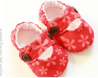 Baby Shoe Pattern - Modern Mary Janes - Sizes 1 to 5