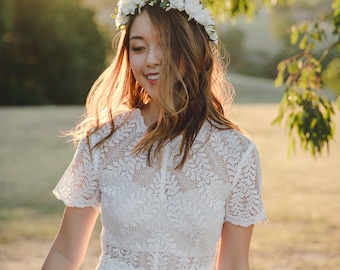 blossom and forest bridal wedding flower crown // Flore - IVORY / bohemian floral headpiece flower crown / rustic wedding flower crown