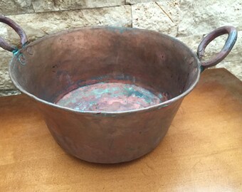 Vintage Hammered Copper Kettle/Pot ****SALE***