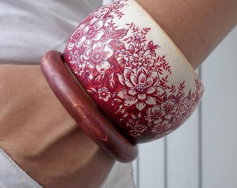 Wooden bracelets, two bracelets, set of wooden bracelets, accessories,flowers, cream, vinous, roses