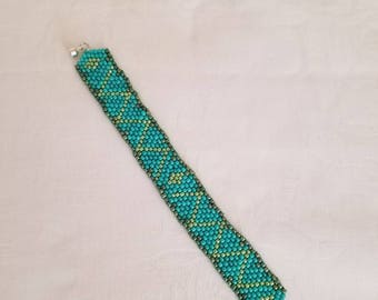 Turquoise peyote beaded bracelet