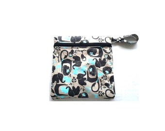 FREE SHIPPING - Wet Bag/ Diaper Clutch/ Makeup Bag/ Cosmetic Bag/ Toiletries/ Diaper Bag Organizer/ Gift