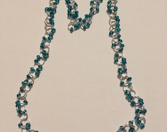 Glass/wooden bead jump ring chains