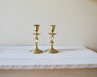 Vintage Twisted Candlesticks || Set of 2 Brass Candleholders