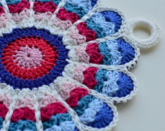 Set of two crocheted potholders in vintage style