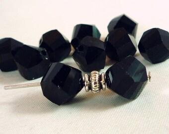 10 black faceted glass, 9mm, (PV285) beads