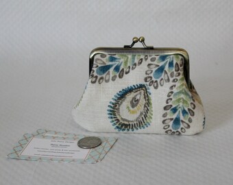 Coin purse - Change Purse - Cream Flower Coin Purse - Cream Change Purse - Kiss Lock Coin Purse