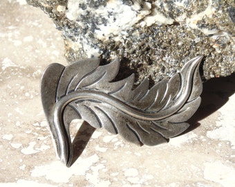 Serafin Moctezuma Vintage Taxco Sterling Silver Feather Brooch c. 1940s