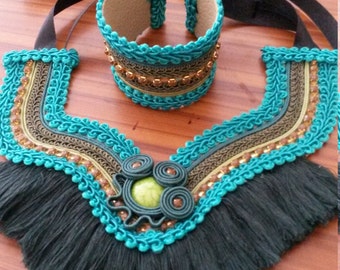 Necklace ethnic with fringes and cuff set