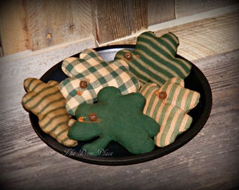 Primitive Shamrock Bowl Fillers ~ St Patrick's Day Decor ~ Shamrock Ornaments ~ Irish Decoration ~ Shamrock Tucks ~ Lucky Clover ~ Shamrocks