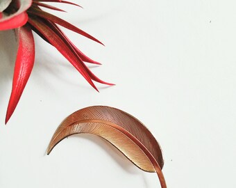 Vintage Golden Leaf Brooch/Pin