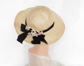 Vintage 1940s hat, woman's natural straw tilt with velvet hatband, flowers